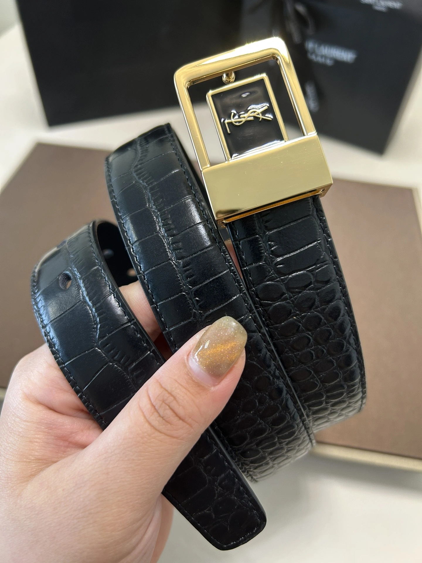 Barbara- 7325561ZQ8J1000 Calfskin 3.0cm item:D-S000A2028R